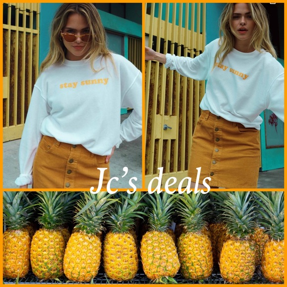 Billabong Sweaters - 🔥 Billabong stay sunny crew neck sweater 🔥